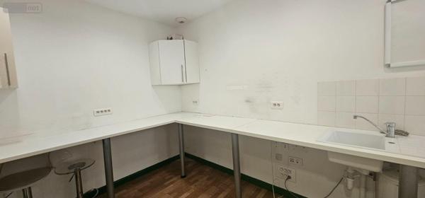 Local Professionnel et commercial à louer à Amiens dans la Somme (80000), ref : 80119/154   
Centre ville