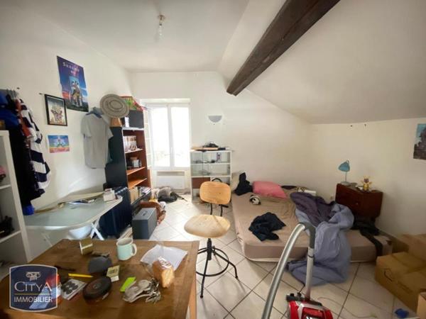 Appartement à louer 1 pièce 27.61m²