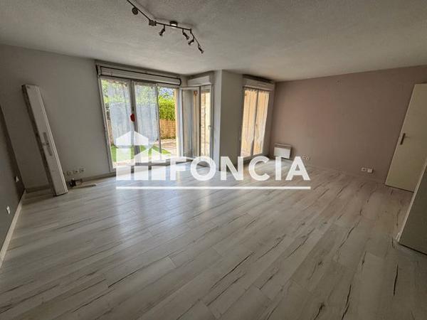 À vendre Appartement 4 pièces 65 m² - Mantes-la-ville 78711