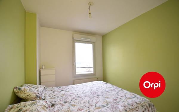 Appartement à vendre    3 pièces • 69,43 m2 Saint-Priest
