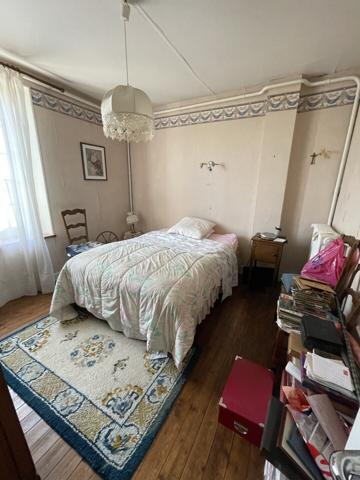 Corps de ferme , maison en pierre