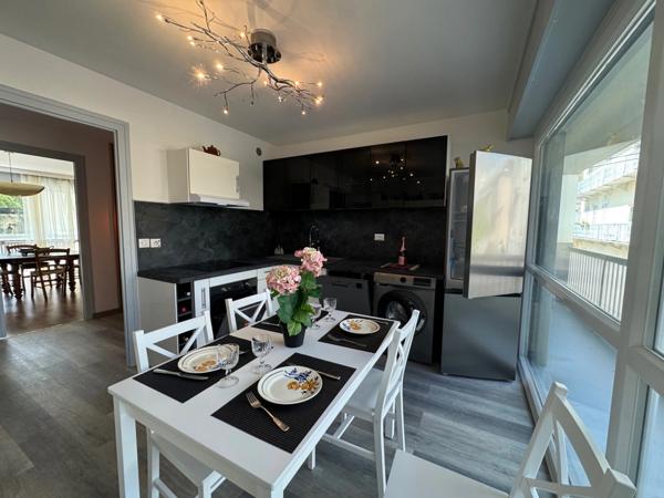 Appartement à vendre 4 pièces AIX LES BAINS (73), traversant avec balcon, rénové, garage