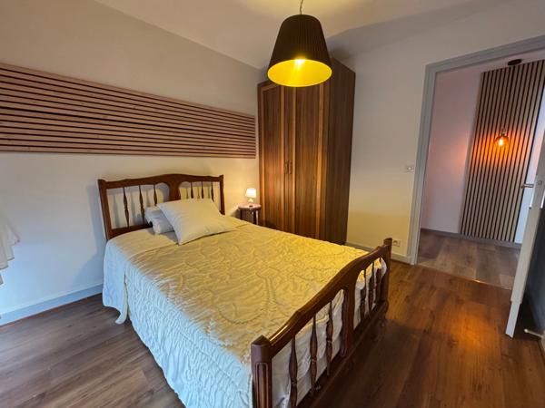 Appartement à vendre 4 pièces AIX LES BAINS (73), traversant avec balcon, rénové, garage