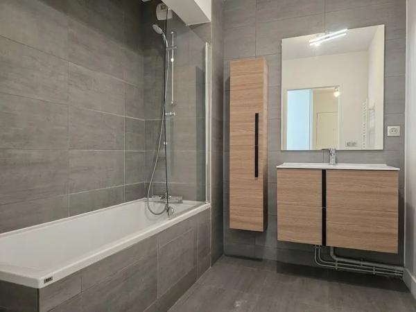 Appartement à vendre 3 pièces 72.37m² Lille (59800)