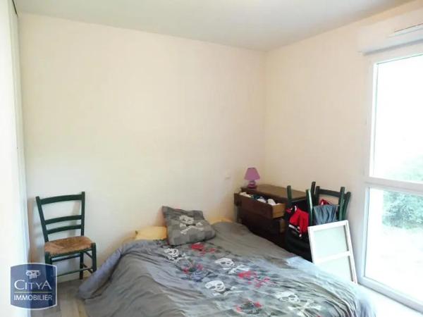 Appartement à louer 2 pièces 41.91m² Saint-Juéry (81160)