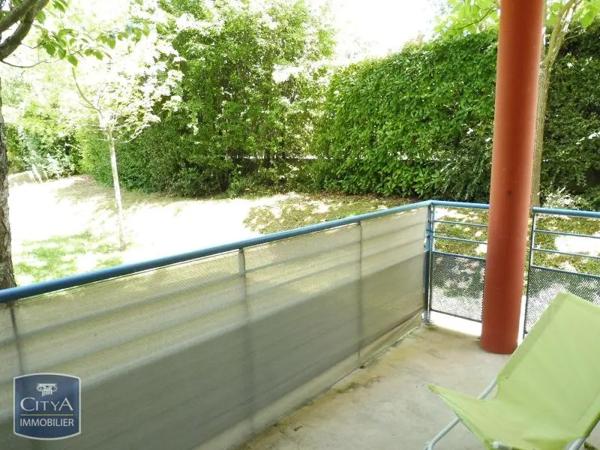 Appartement à louer 2 pièces 41.91m² Saint-Juéry (81160)