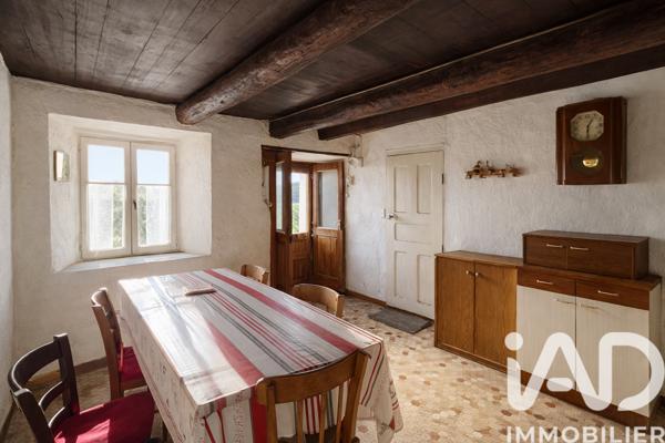 Maison à vendre 4 pièces 300 m² Bains