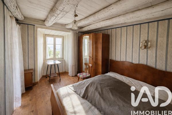 Maison à vendre 4 pièces 300 m² Bains