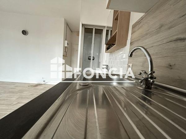 Location Studio 21.5 m² - 8 RUE MILLEVOYE Amiens 80000