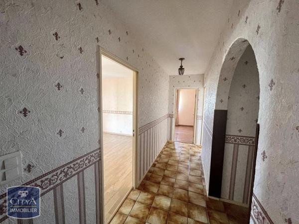 Appartement à louer 4 pièces 74.51m²