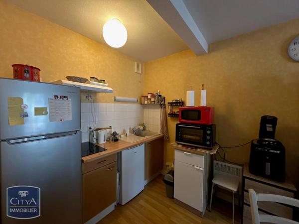Appartement à louer 2 pièces 44.08m² Châtellerault (86100)