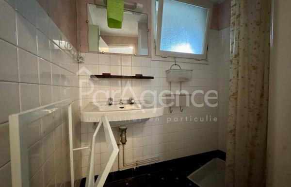 Maison familiale - Deux studios et grand garage