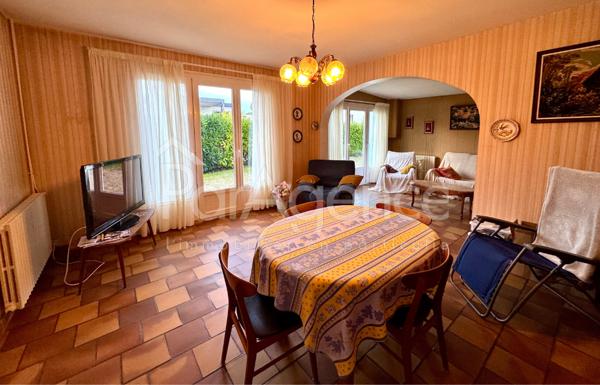 Maison familiale - Deux studios et grand garage