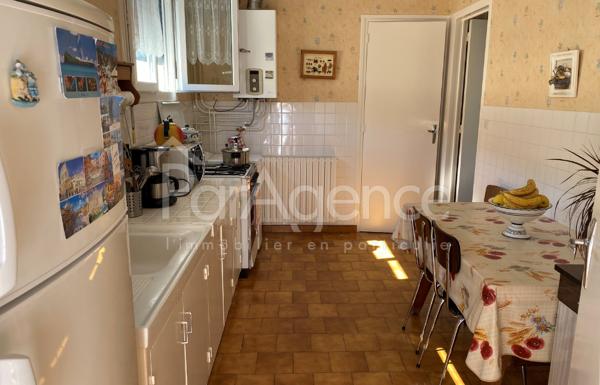 Maison familiale - Deux studios et grand garage