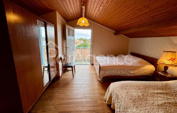 Maison familiale - Deux studios et grand garage