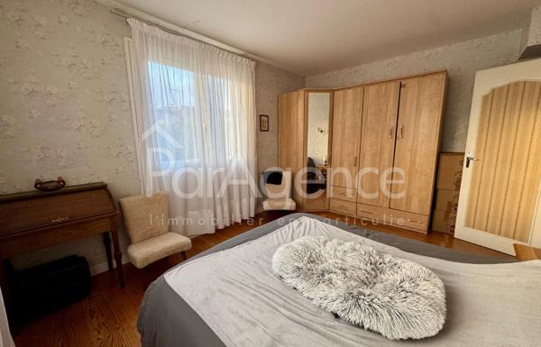 Maison familiale - Deux studios et grand garage