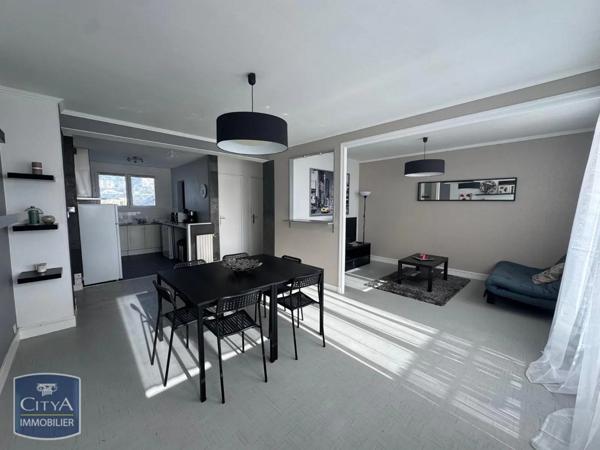 Appartement à louer 3 pièces 68.55m²