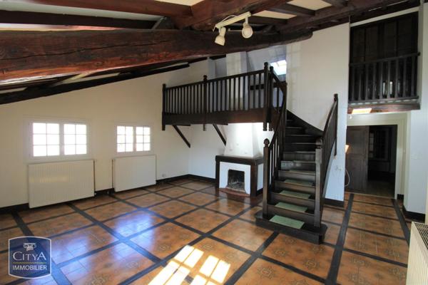 Appartement à louer 4 pièces 117.82m²