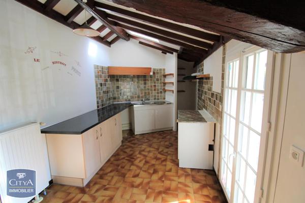 Appartement à louer 4 pièces 117.82m²