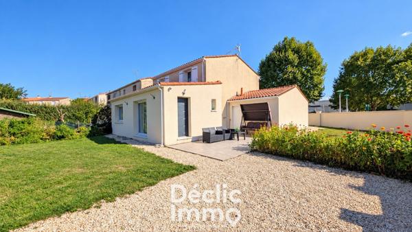 Vente maison individuelle Saint yrieix sur charente, 150m² 5 pièces 269 850€ avec terrasse