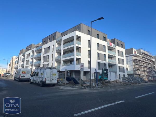 Appartement à louer 2 pièces 43.65m² Ferney-Voltaire (01210)