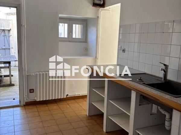 Location Maison 5 pièces 124 m² - 21 RUE DES ALPINES Arles 13200