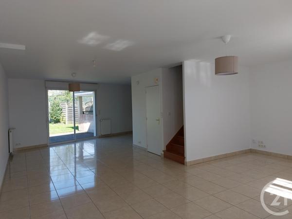 Maison à vendre  4 pièces - 100 m2 FOUGERES - 35