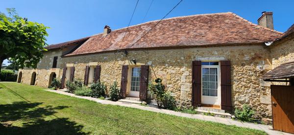 Belle propriété en pierre avec terrain ! Calme et authenticité assurés !