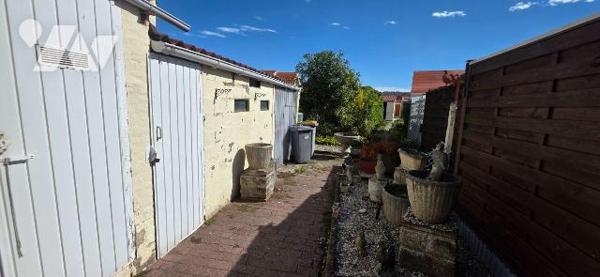 Maison à Vendre à Fresnes-sur-Escaut (59970) dans le Nord (59)

À vendre, maison située à Fre...