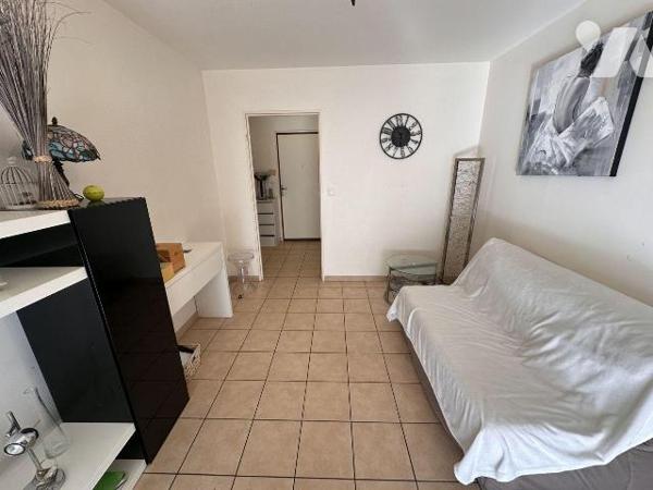 A VENDRE LA SEYNE SUR MER (83500) VAR - T2 DE 54 M2 AVEC TERRASSE + CAVE ET PARKING DANS RESIDE...