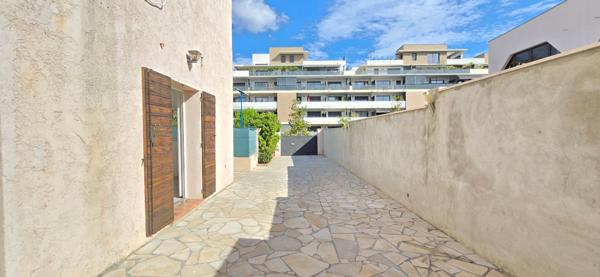 Appartement Villeneuve Loubet 3/4 pièce(s) 80 m² Rez de jardin parkings