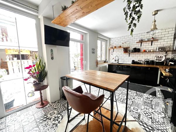 Maison à vendre  8 pièces - 197 m2 AUNEAU BLEURY ST SYMPHORIEN - 28