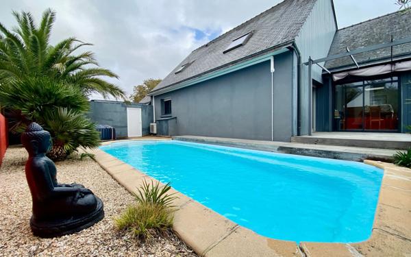 Maison à vendre    5 pièces • 135 m2 Séné