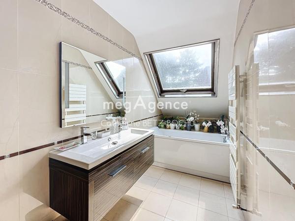 Maison à Deuil-la-Barre, 95170 - 10 pièces 240m²