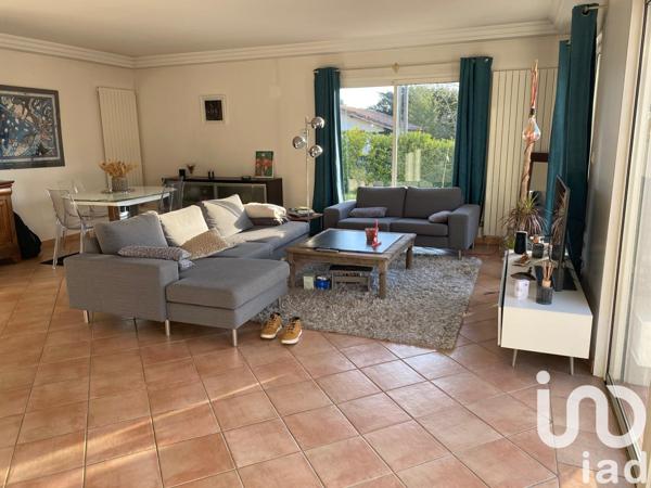Maison à vendre 5 pièces 130 m² Mandelieu-la-Napoule