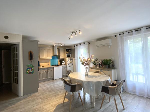 Maison Mardie 6 pièce(s) 125.96 m2