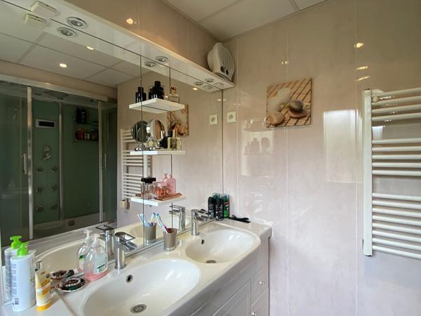 Maison Mardie 6 pièce(s) 125.96 m2