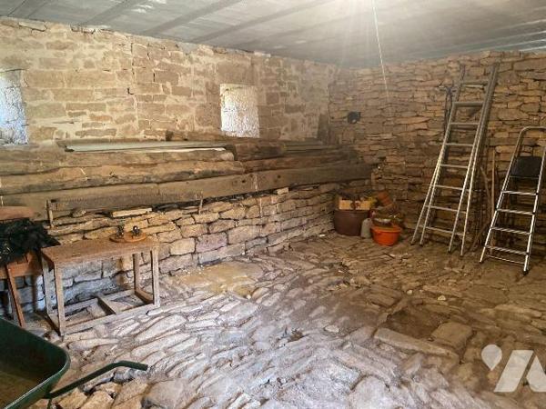 A VENDRE - A BEAUREGARD (LOT - 46260) - Dans un petit hameau à seulement 5km de Limogne-en-Quer...