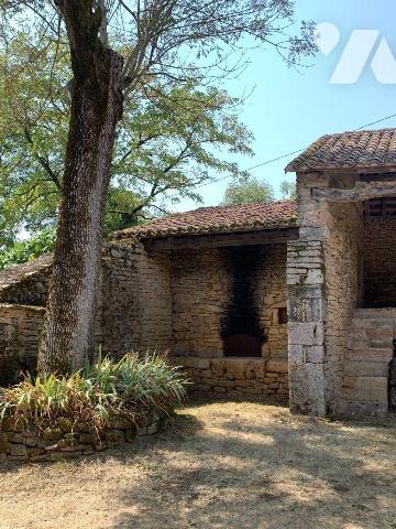 A VENDRE - A BEAUREGARD (LOT - 46260) - Dans un petit hameau à seulement 5km de Limogne-en-Quer...