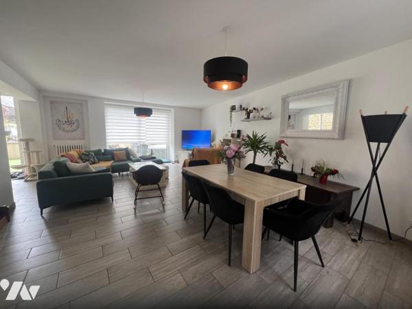 LA FERTE MACE, maison de ville sans travaux, 4ch, jardin clos