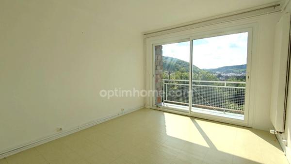 Appartement à vendre 3 pièces avec balcon DARNETAL (76) avec vue imprenable sur la côte de Waddington