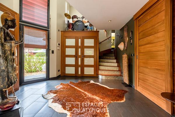 Audacieuse maison d’architecte avec piscine