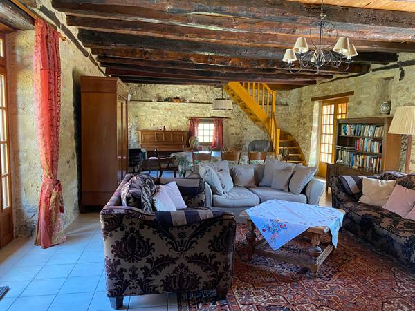 Achat maison près de LES EYZIES - 9 pièce(s) - 245 m² - 1 200 000 €