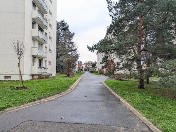 Appartement 5 pièces 85.40 m² - Proche Bois de Vincennes