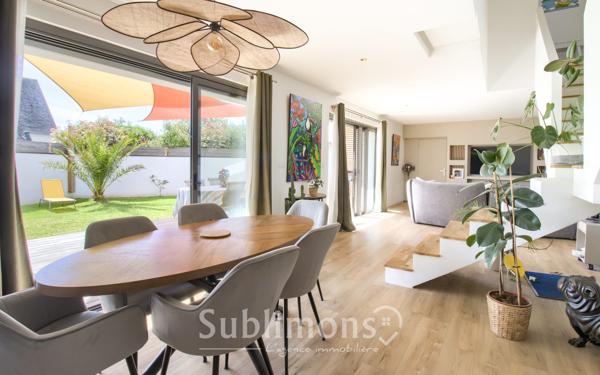 Maison 7 pièces 215 m²