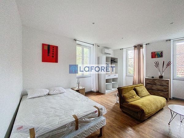 Location appartement près de NEUFCHATEAU - 2 pièce(s) - 42 m² - 460 €/mois