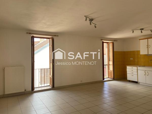 Au coeur du centre ville de Nuits.St.Georges, appt T3 de 72 m² hab.