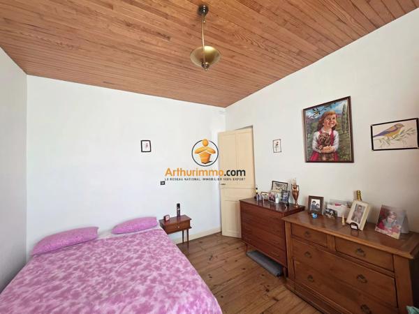 Vente                                                      Appartement
                        
                     3 pièces                      81 m2                     à Tarbes