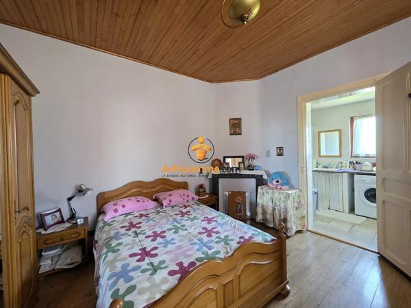 Vente                                                      Appartement
                        
                     3 pièces                      81 m2                     à Tarbes