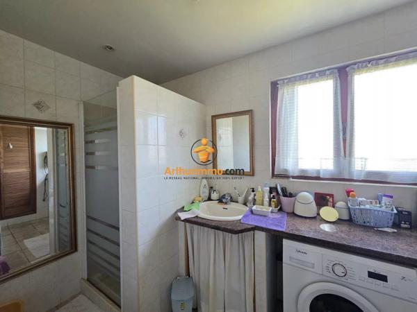 Vente                                                      Appartement
                        
                     3 pièces                      81 m2                     à Tarbes